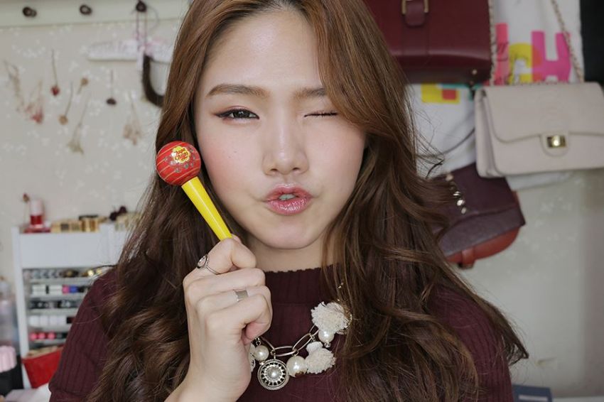 image of คิวท์สุดๆ!!! ลิปกลอส Chupa Chups เมคอัพไอเทมชิ้นใหม่จากเกาหลี