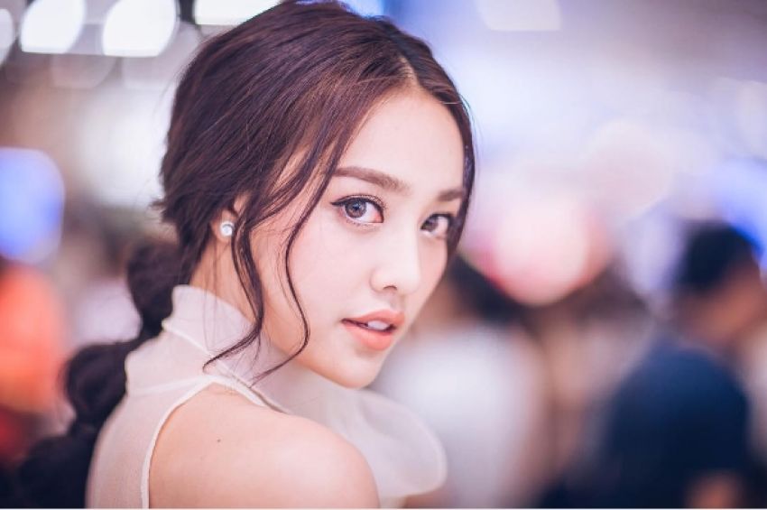 image of 30 แฟชั่นสไตล์ 'น้ำตาล พิจักขณา' สวยล้ำ... หวานฉ่ำแบบกำลังดี